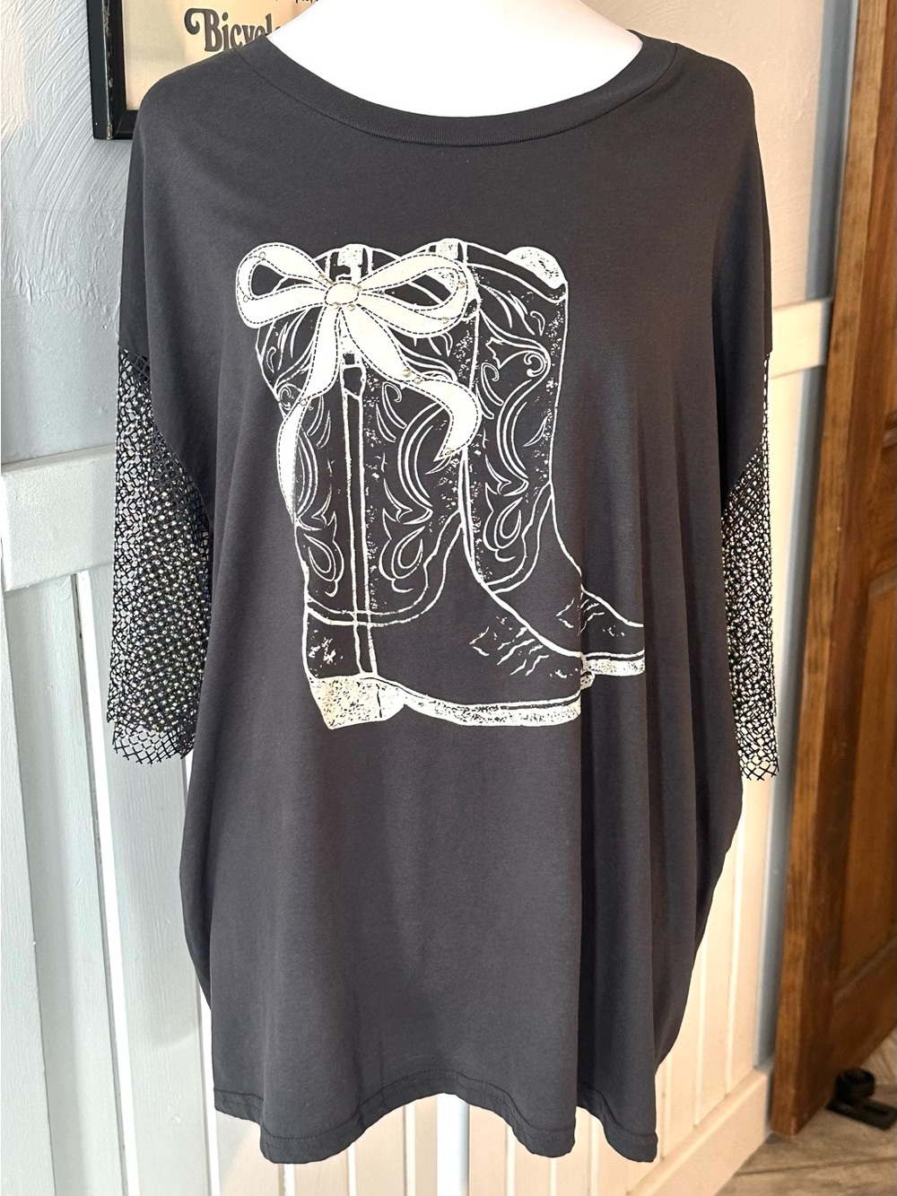 Cowboy Boot Graphic Tee with Contrast Rhinestone Sleeves Dark Gray Women’s 1X